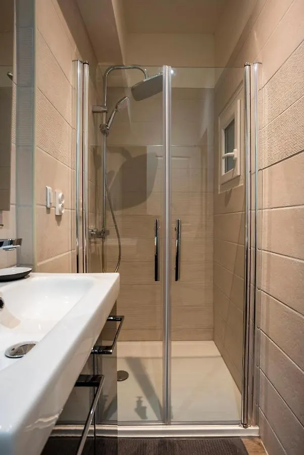 Cosy Appartement 26m2 - Hyper centre Sxtius Cardeurs - 1 double bed - 1 sofa Aix-en-Provence France