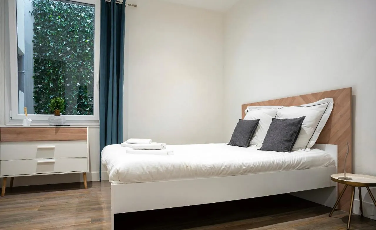Cosy Appartement 26m2 - Hyper centre Sxtius Cardeurs - 1 double bed - 1 sofa Aix-en-Provence