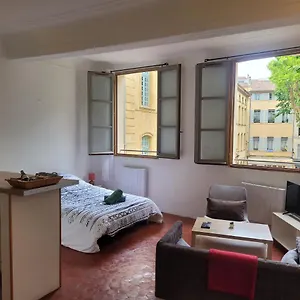 Petit Coin Provencal Elegant Et Central Appartement